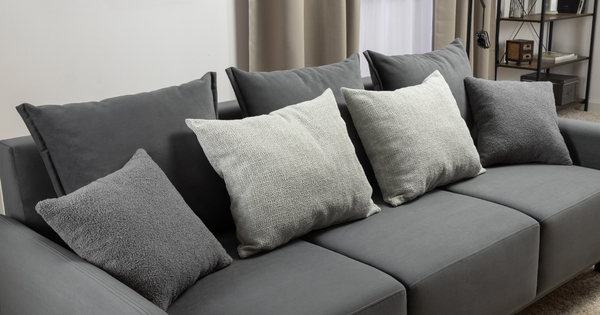 Диван-кровать прямой Дакота ТД 586 велюр Vendetta 11 графитовый серый, Albus Zemin 1735 z1 col 2 белый, Romeo 06